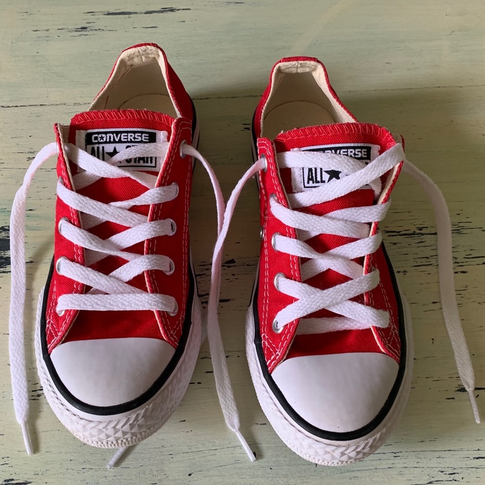 ❌SOLD❌ Boys’ Converse Chuck Taylor Sneakers